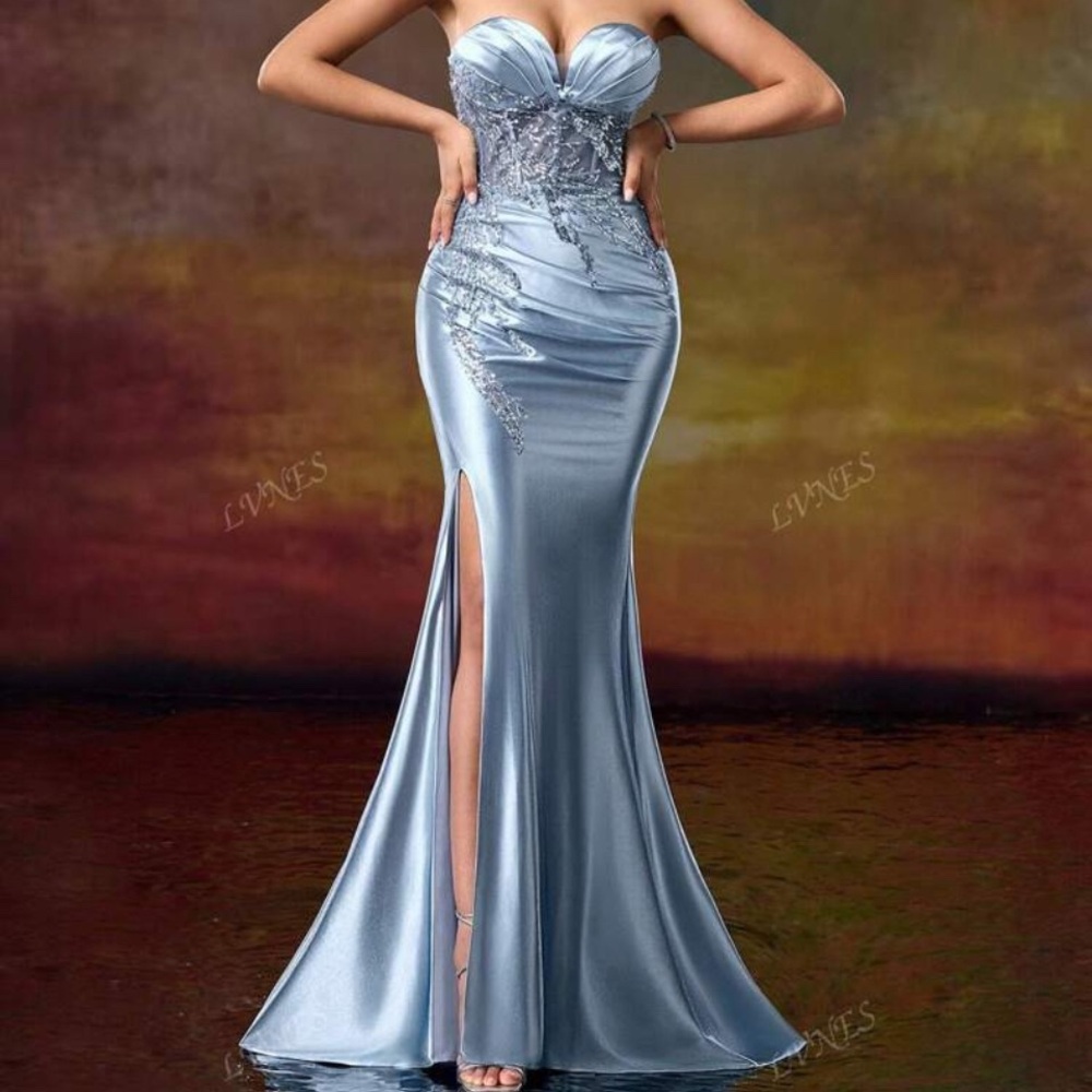 Elegant Blue Strapless Evening Gown